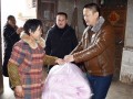 邵阳县计生服务站为10户贫困户送棉被暖民心