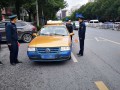 市交通执法支队加大出租车监管力度助力创文