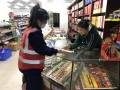 邵阳市双清区消防救援大队走进沿街门店开展初冬消防安全宣传