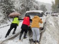 新宁县一渡水镇：民族团结一家亲 扫雪除冰暖人心