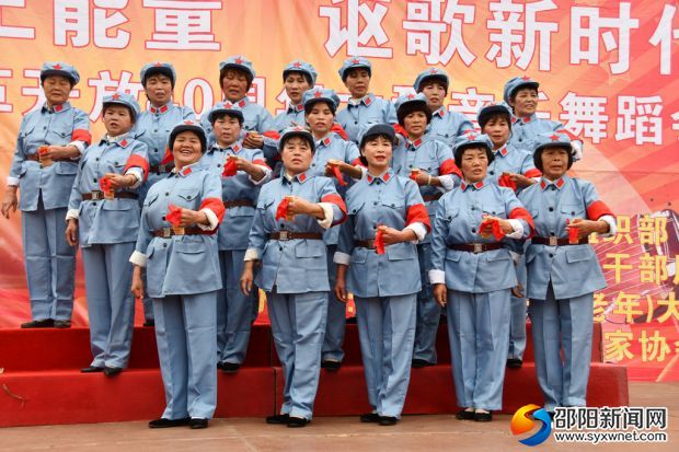 联唱长征组歌 1