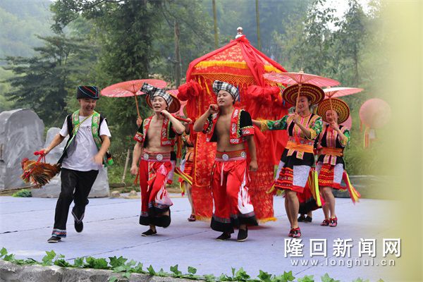 “南国雪峰、花飞花瑶” 实景演出现场3