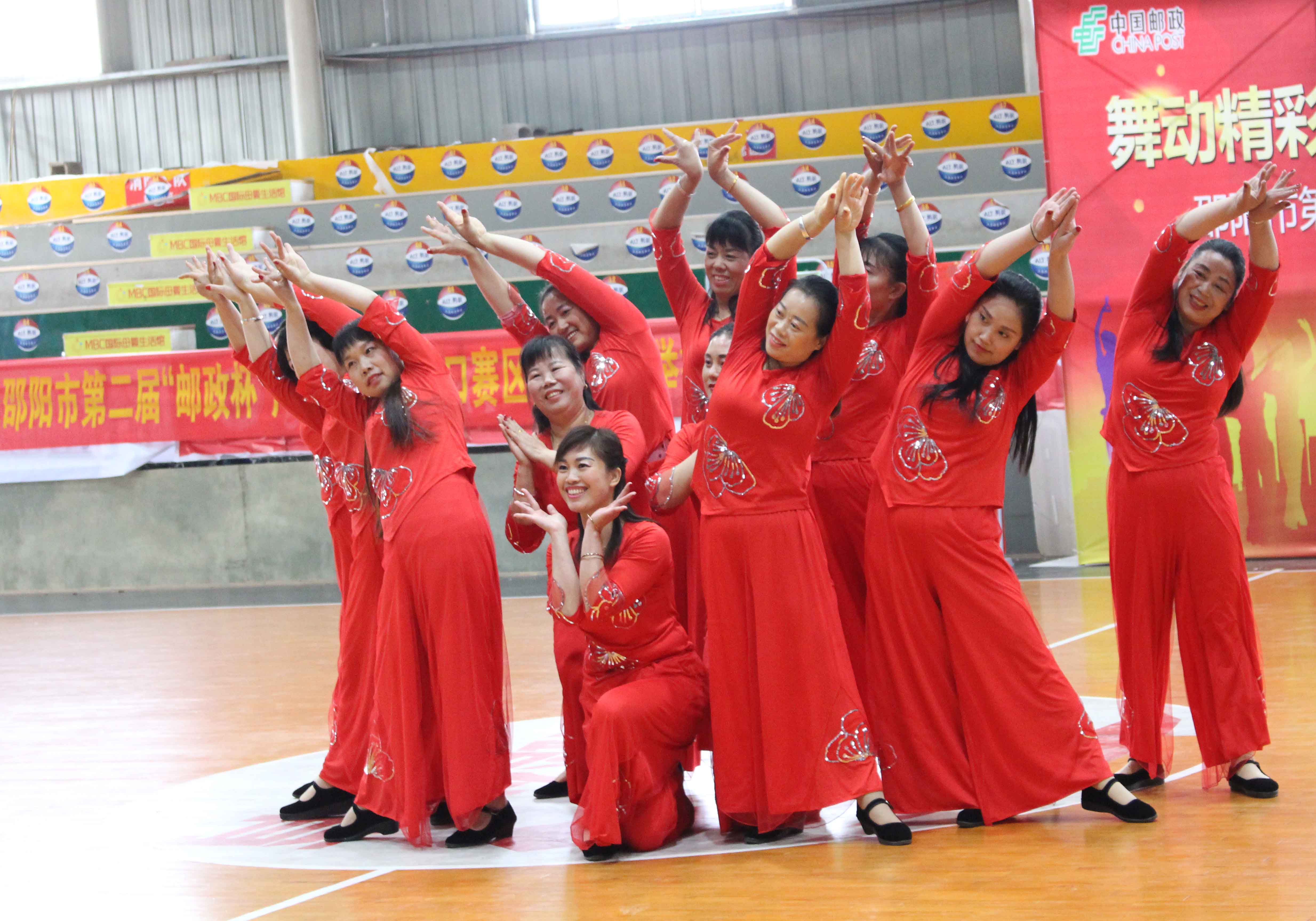 广场舞洞口赛区决赛 (5).JPG