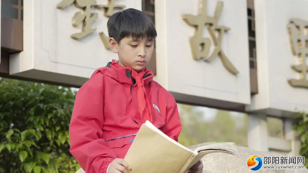 新时代好少年风采 | 李奕汐：绘就多彩青春 传递正能量